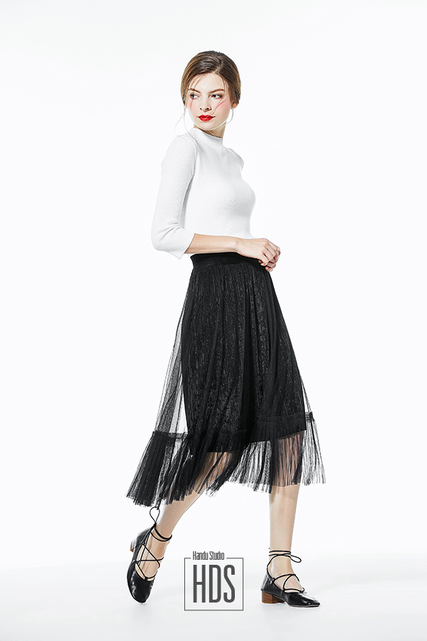 定格都市美学 欧美模特演绎女装走款拍摄新风尚