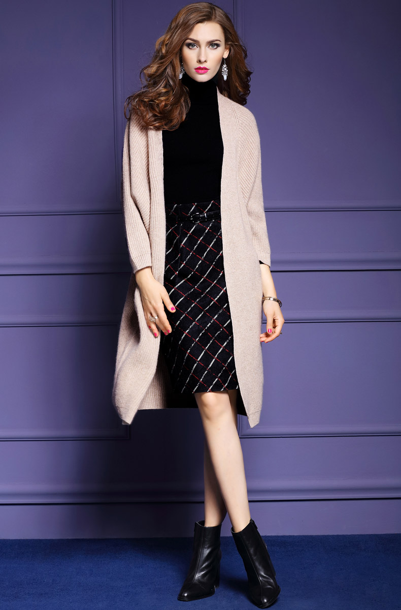 气质与温度并存 中年女装外套搭配新时尚